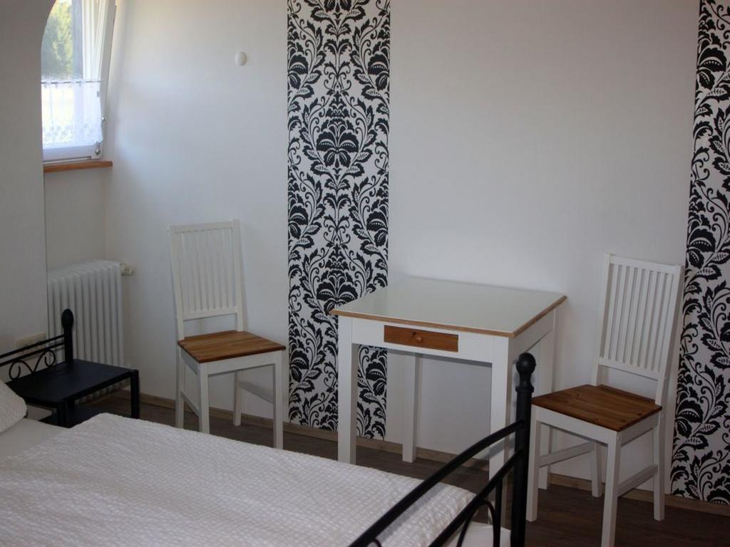 Hotel Café Pfaus Heidburg Mühlenbach Habitación foto